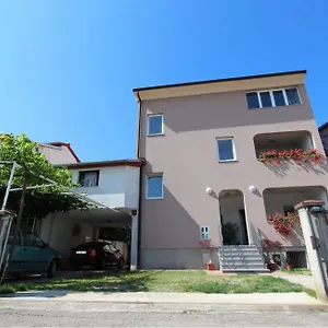 Affittacamere Lovely Family House Robi, Rovigno